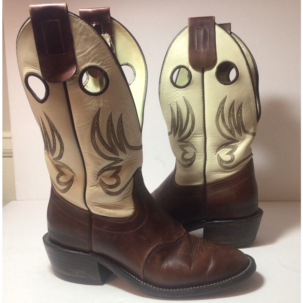 Classic Two-Tone Western Heeled Boots - Brown & Cream